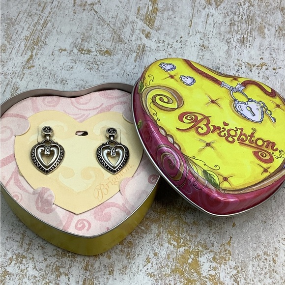 Brighton Silver Hearts post Earrings in a Brighton Tin - Picture 5 of 6